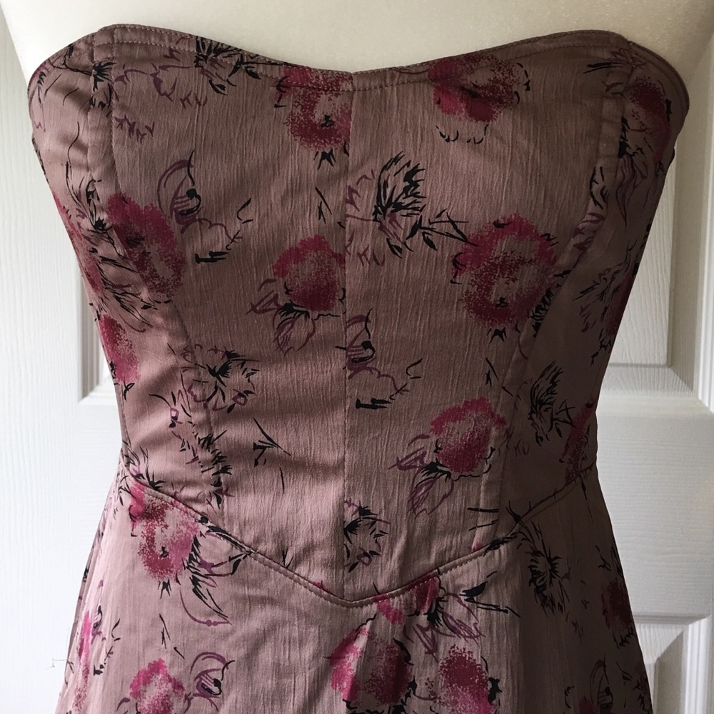 Strapless dress